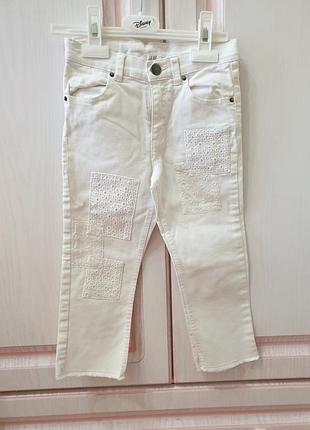 Біла джинси h$m на дівчинку