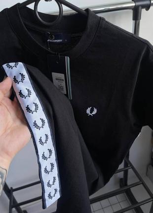 Футболка fred perry на лампасах5 фото