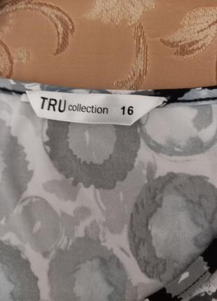 Женская футболка tru collection, кофта с геометрическим принтом.3 фото