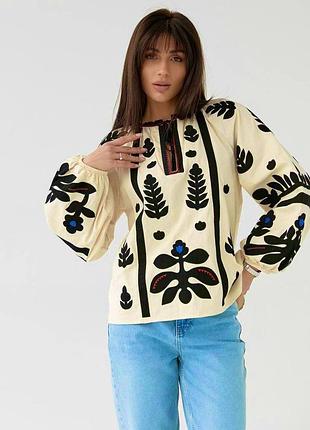 Колоритная украинская 🇺🇦вишиванка💓💓💓