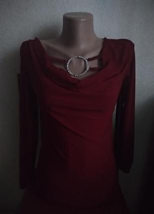 Трикотажна гарна кофточка.тканина - масло