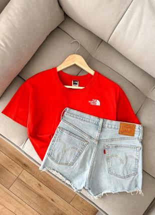 Джинсовые шорты levis