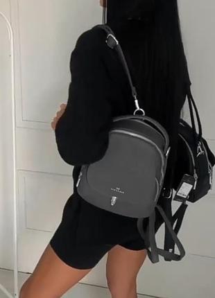 Зручні рюкзаки, можно носити як сумку (чорний, сірий)6 фото
