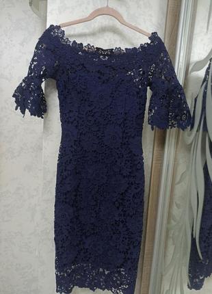 Темно-синя мереживна сукня бардо paper dolls9 фото