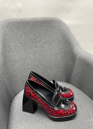 Екслюзивні туфлі з італійської шкіри та замші жіночі на підборах платформі леопардові8 фото