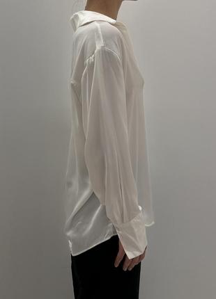 Zara сатинова біла молочна сорочка блузка з вирізом4 фото