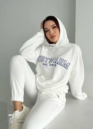 Спортивний костюм