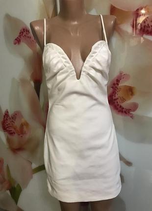 Шикарное нарядное белое платье с открытым декольте zara3 фото