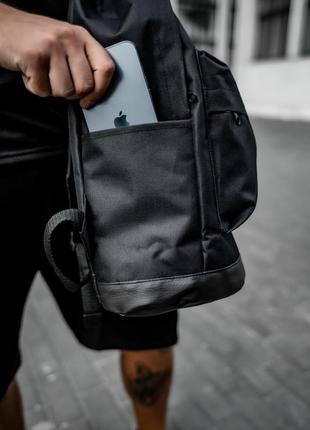 Рюкзак nike чорний стильний3 фото