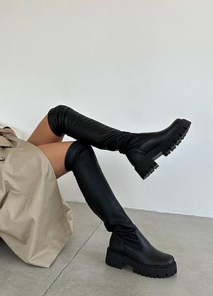 Високі шкіряні преміальні ботфорти, натуральна шкіра, масивна підошва, добре...