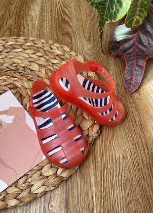 Красные силиконовые сандалии босоножки zara с супинатором2 фото