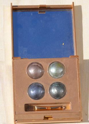 Компактные тени для век 4 в 1 от голландской марки relouis expressive yes