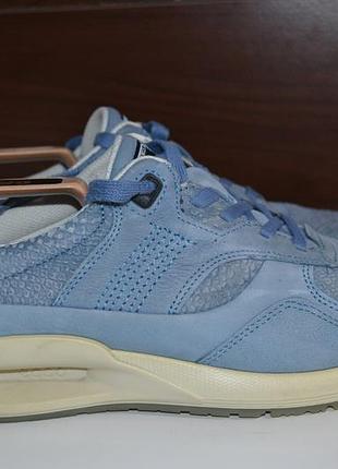 Ecco 40р ботинки кожаные . оригинал.  кроссовки