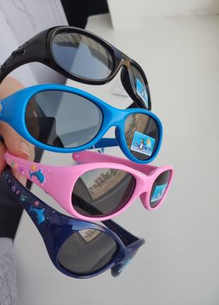 Детские солнцезащитные очки неломайки с поляризацией king pinguin 1-3 лет9 фото