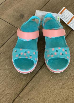 Крокс сандалии детские голубые crocs bayaband sandal kids pool9 фото