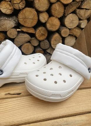 Жіночі утеплені крокс crocs classic lined neo puff white