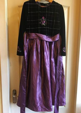 Ошатна святкова сукня