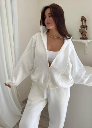 Теплий флісовий оверсайз костюм в білому кольорі / комплект штани на манжетах та кофта оверсайз на змійці 💬 осінь зима 2023