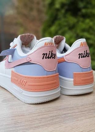 Nike air force 1 shadow белые с голубой и пудрой кроссовки женские кожаные отличное качество кеды найдоу форс осенние9 фото