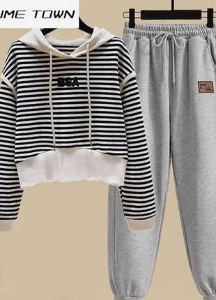 Стильный жіночий костюм