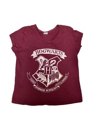 Бордовая футболка harry potter