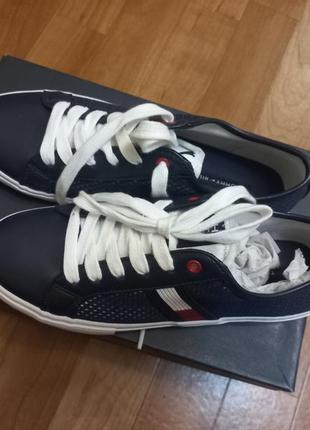 Продам новые кожаные кеды Tommy hilfiger (7.5) оригiнал