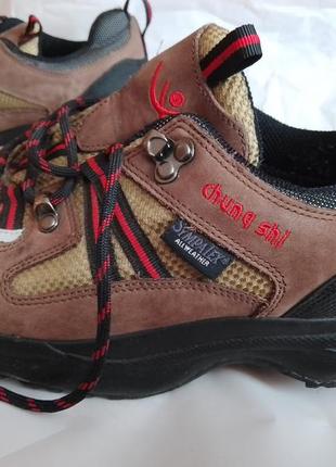 Трекінгові черевики chung shi sympatex2 фото