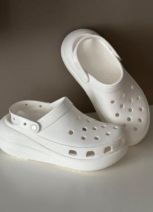 Сабо на платформі crocs classic crush, w95 фото