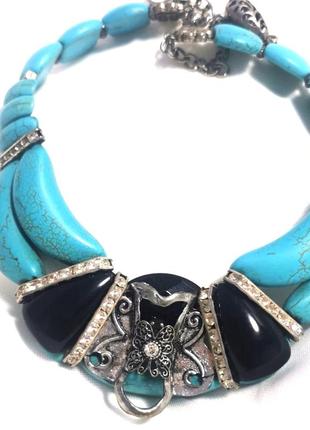 Дизайнерське кольє із каміння ручної роботи