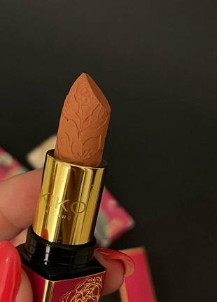 Матовая губная помада kiko milano charming escape