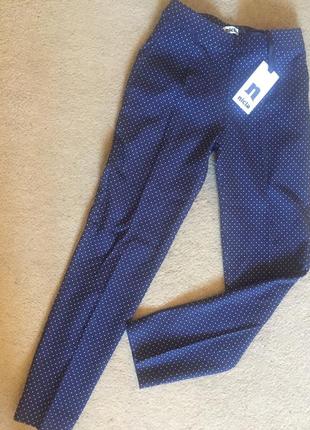 Великолепные брюки сигареты из италии р. s