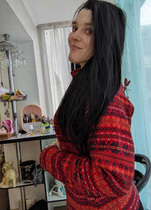 Свитер красный на байке❤️