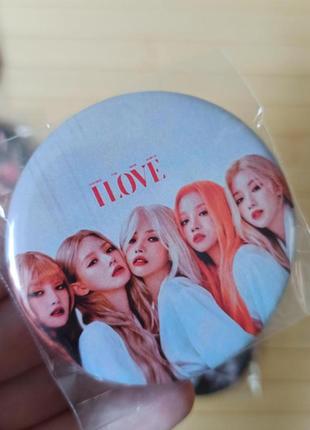 Значок на булавке 4,5 см айдиль (g)i-dle