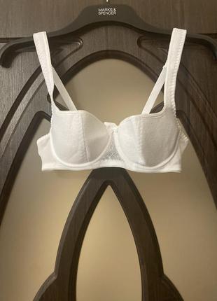 Шикарний, базовий, ажурний, бюстгальтер, білого кольору, від бренду: classic by rosme lingerie 👌1 фото