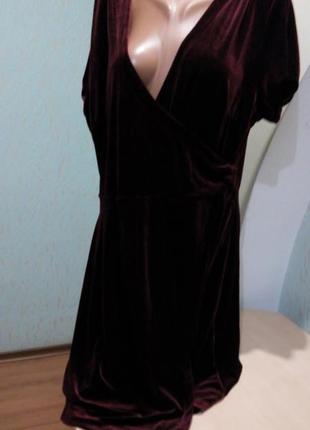 Оригинальное бархатистое платье бордового цвета3 фото