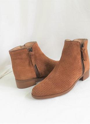 Замшеві стильні черевики від "minelli", р 38-39