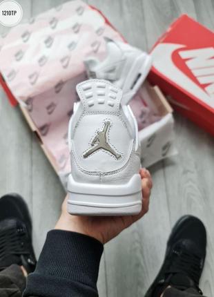 Чоловічі кросівки nike air jordan 4 преміум кросівки чоловічі джордани ретро якісні стильні високі8 фото