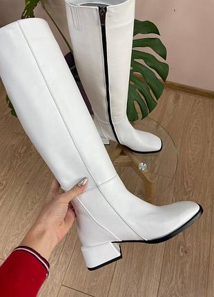 Екслюзивні чоботи з італійської шкіри та замші жіночі на низькому каблуку