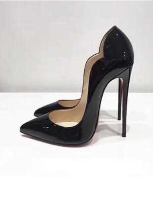 Туфли в стиле christian louboutin soизна