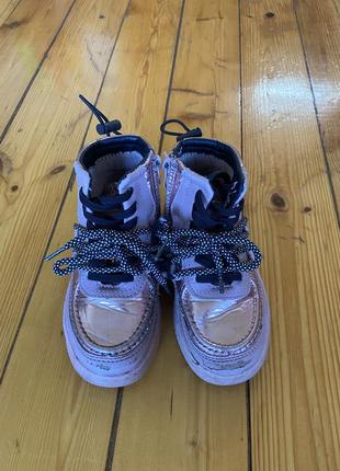 Осенние ботинки