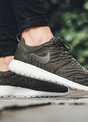 Nike roshe run one  мягкие кроссовки цвета хаки текстиль2 фото