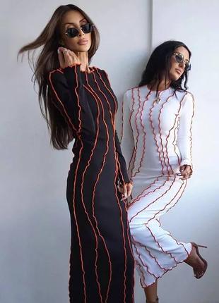 Платье длинное со швами1 фото