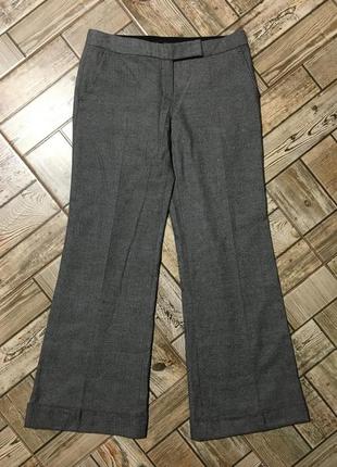 Стильные шерстяные брюки с манжетом elie tahari