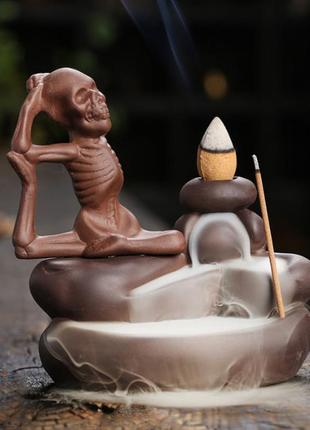 Підставка "рідкий дим" кераміка "скелет йога" №1