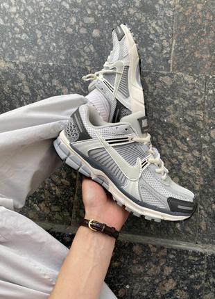 Высокое качество! женские кроссовки nike zoom vomero 5 grey