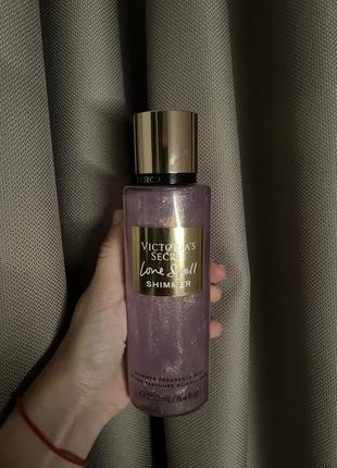 Парфюмированный спрей victoria's secret love spell shimmer fragrance mist с шиммером