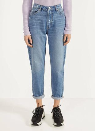 Скидка на новые джинсы bershka мом фит