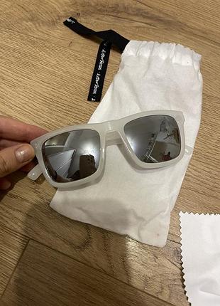 Білі окудяри &other stories