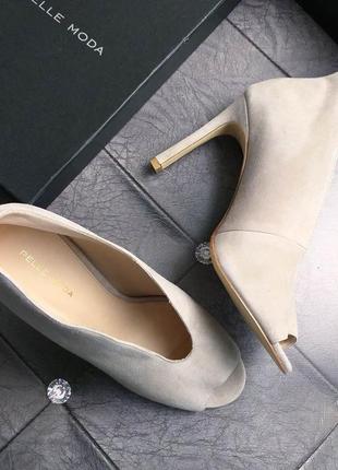 Pelle moda оригінал сіро-бежеві замшеві туфлі на шпильці4 фото