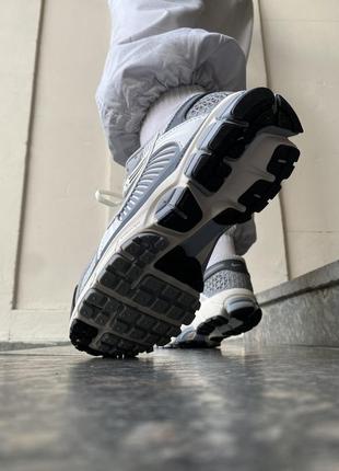 Женские кроссовки nike zoom vomero 5 grey5 фото